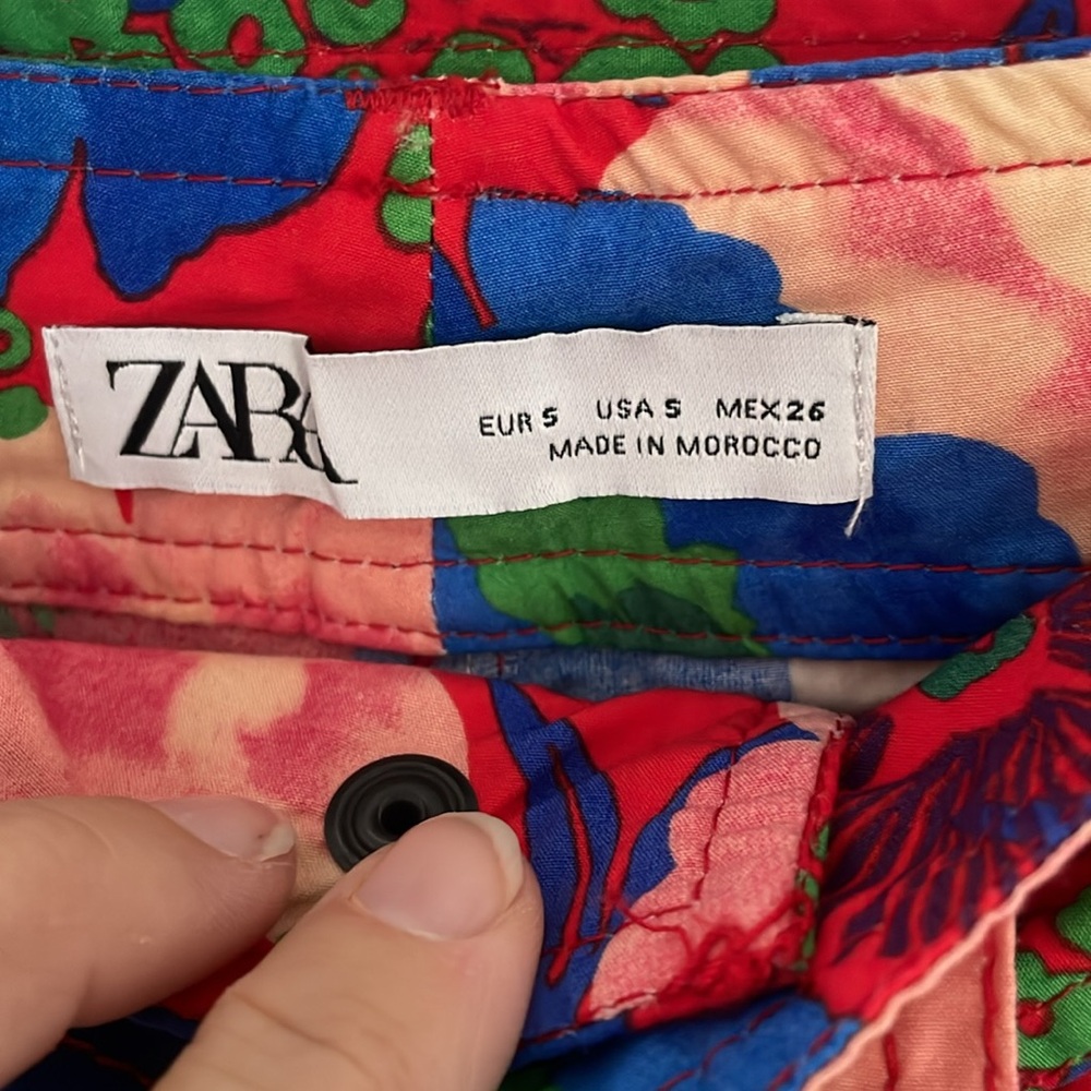 Zara Floral Pants Like new! - Picture 6 of 10